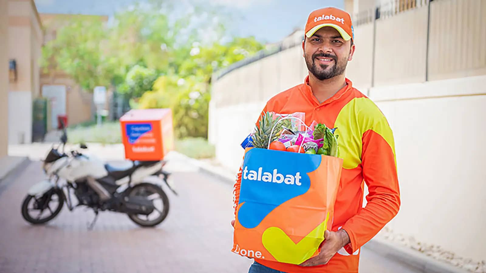 talabat expands its quick grocery delivery service across Egypt