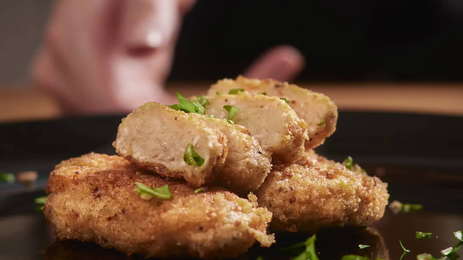 South African foodtech company Mogale Meat unveils Africa’s first cultivated chicken breast