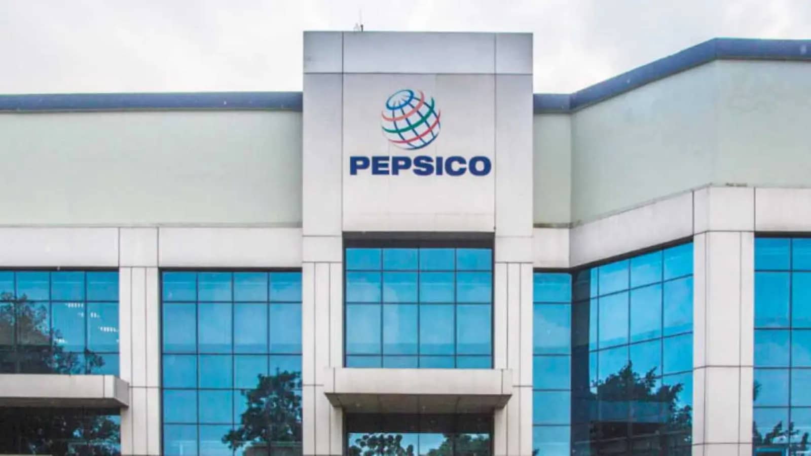 PepsiCo acquires strategic stake in energy-drinks maker Celsius Holdings